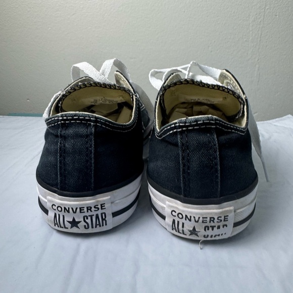 Converse All Stars Classic Black &White Unisex Sneakers women size 7 Men size 5 - Picture 10 of 11